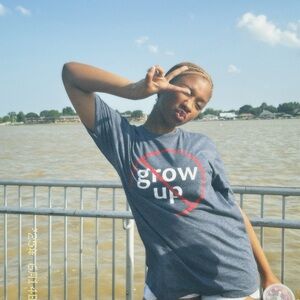 Meet your Posher, Addison